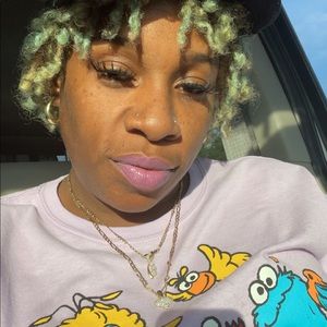 Meet your Posher, Shamika